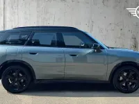 Used Mini Countryman 215 HP (158 kW) 2025 Green SUV