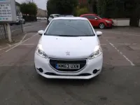 Used Peugeot 208 Access 82 HP (60 kW) 2014 White Hatchback