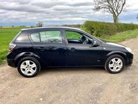 Used Vauxhall Astra Active 88 HP (64 kW) 2009 Black Hatchback