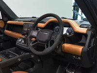 Usado Land Rover Defender S 525 HP (386 kW) 2023 Cinzento SUV