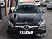 Begagnad Mercedes CLA200 AMG line 2019 Svart Kombi