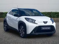 Used Toyota Aygo X 72 HP (52 kW) 2023 White SUV