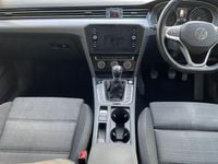 Used VW Passat SE 150 HP (110 kW) 2023 Estate