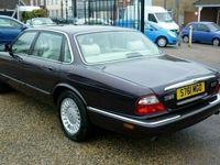 Used Jaguar XJ8 240 HP (176 kW) 1998 Sedan