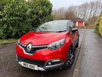 Used Renault Captur Signature 120 HP (88 kW) 2017 Red/black SUV