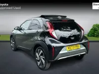 Used Toyota Aygo X 72 HP (52 kW) 2024 Green SUV