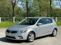 Used Kia Ceed 2012 Silver Hatchback