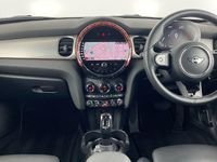 Używany Mini Cooper Exclusive 136 KM (100 kW) 2022 Hatchback