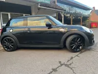 Używany Mini Cooper S Hatch 2016 Czarny Hatchback
