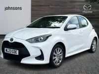 Used Toyota Yaris 113 HP (83 kW) 2023 White Hatchback