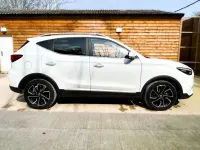 Used MG ZS Exclusive 111 HP (81 kW) 2024 White SUV