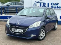 Second-hand Peugeot 208 Active 82 CP (60 kW) 2012 Albastru Hatchback