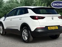 Used Vauxhall Grandland X Design Edition 131 HP (96 kW) 2023 White SUV