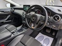 Used Mercedes GLA180 Urban 122 HP (89 kW) 2020 Black SUV