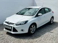 Used Ford Focus Zetec 125 HP (91 kW) 2012 White Hatchback