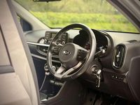 Second-hand Kia Picanto 84 CP (61 kW) 2018 Argintiu Hatchback