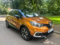 Used Renault Captur Iconic 2020 Orange/black SUV