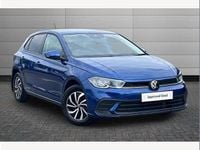 Used VW Polo Life 95 HP (69 kW) 2024 Blue Hatchback