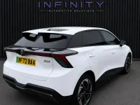 Used MG MG4 EV Trophy 147 kW (200 HP) 2022 White Hatchback