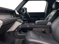 Usado Land Rover Defender SE Dynamic 245 HP (180 kW) 2022 Cinzento SUV
