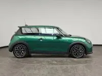 Used Mini Cooper S Exclusive 204 HP (150 kW) 2024 Green Hatchback