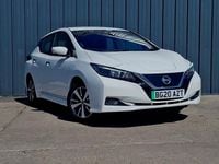 Begagnad Nissan Leaf Acenta 110 kW (150 HK) 2020 Vit Halvkombi