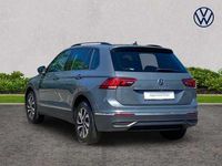 Usado VW Tiguan Active 150 HP (110 kW) 2022 Cinzento SUV