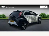 Used Toyota Aygo X 72 HP (52 kW) 2023 White SUV