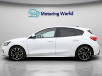 Used Ford Focus ST-Line X 123 HP (90 kW) 2021 White Hatchback