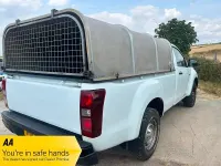 Used Isuzu D-Max 2013 White Pickup