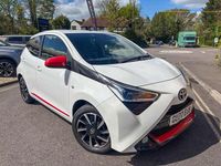 Begagnad Toyota Aygo Trend 2022 Vit Halvkombi