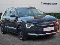 Begagnad Kia Niro 139 HK (102 kW) 2023 Svart SUV