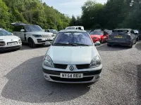 Used Renault Clio Dynamique 98 HP (72 kW) 2005 Silver Hatchback