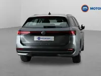 Usado VW Passat Life 204 HP (150 kW) 2025 Cinzento Carrinha
