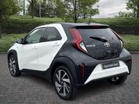 Used Toyota Aygo X 72 HP (52 kW) 2025 White SUV
