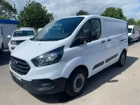 Used Ford Transit Custom 105 HP (77 kW) 2018 White Van