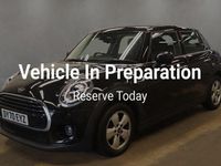 Used Mini Cooper Classic 134 HP (98 kW) 2020 Black Hatchback