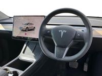 Used Tesla Model Y Long Range AWD 85 kW (116 HP) 2023 White SUV