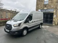 Usado Ford Transit Trend 130 HP (95 kW) 2023 Prateado Van