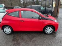 Used Toyota Aygo 68 HP (50 kW) 2017 Red Hatchback