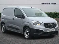 Begagnad Vauxhall Combo S 100 HK (73 kW) 2023 Grå Minibuss