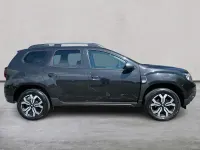 Käytetty Dacia Duster Journey 130 HP (95 kW) 2024 Musta Katumaasturi