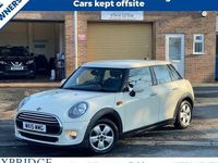 Used Mini Cooper Hatch 136 HP (100 kW) 2015 White Hatchback