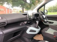 used Citroën Berlingo 1.5 BLUEHDI FLAIR M MPV EURO 6 5DR DIESEL FROM 2018 FROM AYLESBURY (HP20 1DN) | SPOTICAR