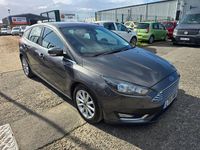 Used Ford Focus Titanium 125 HP (91 kW) 2015 Grey Hatchback