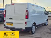Used Renault Trafic Business 120 HP (88 kW) 2021 White MPV