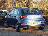 Used VW Polo Life 95 HP (69 kW) 2024 Blue Hatchback