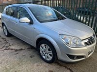 Used Vauxhall Astra Design Edition 2010 Silver Hatchback