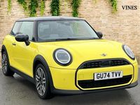 Used Mini Cooper Hatch 154 HP (113 kW) 2024 Yellow Hatchback