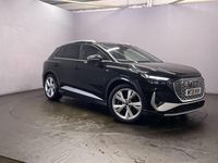 Second-hand Audi Q4 e-tron S-Line 150 kW (204 CP) 2021 Negru SUV